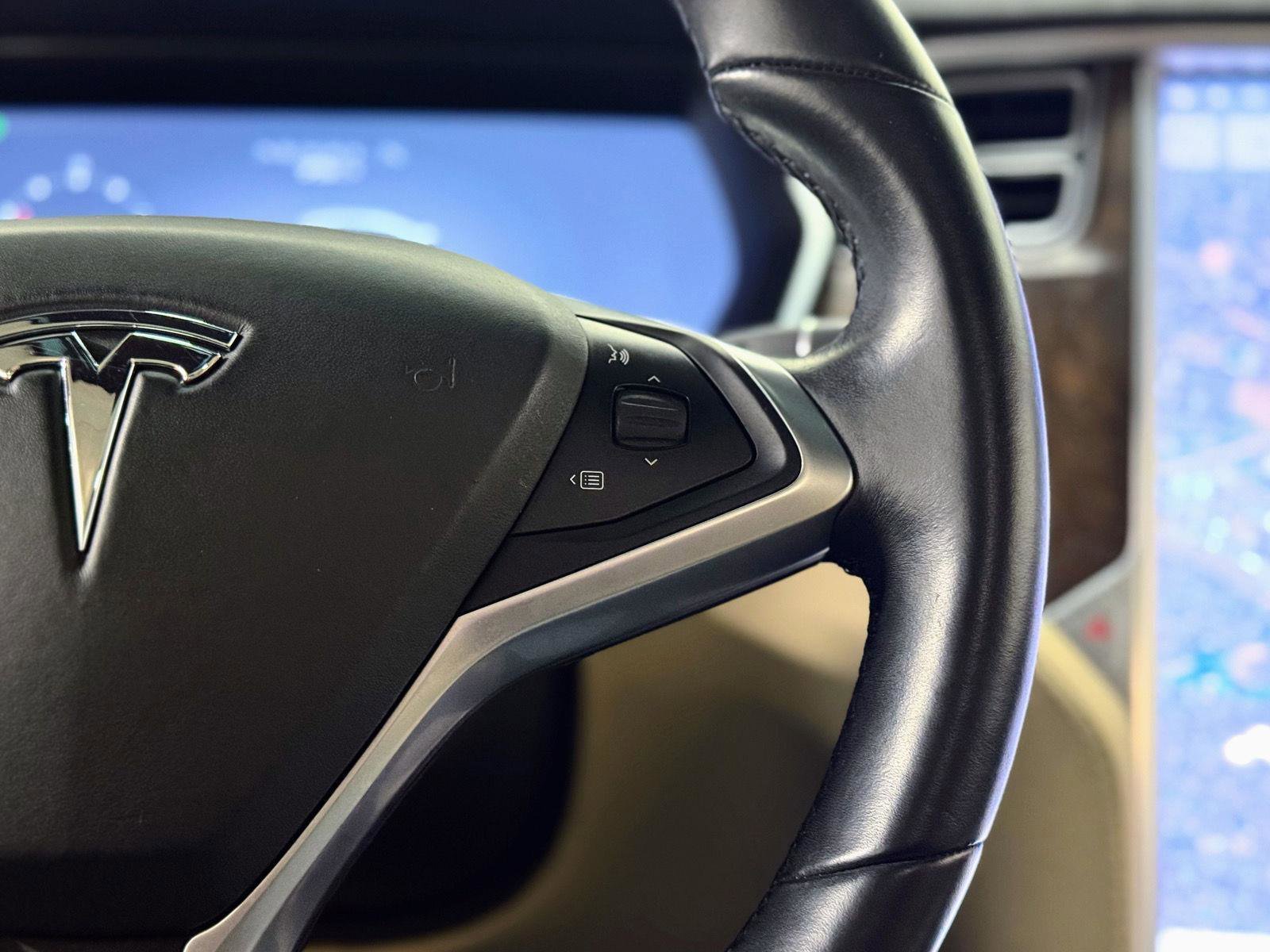 Used 2017 Tesla Model X 75D image 20