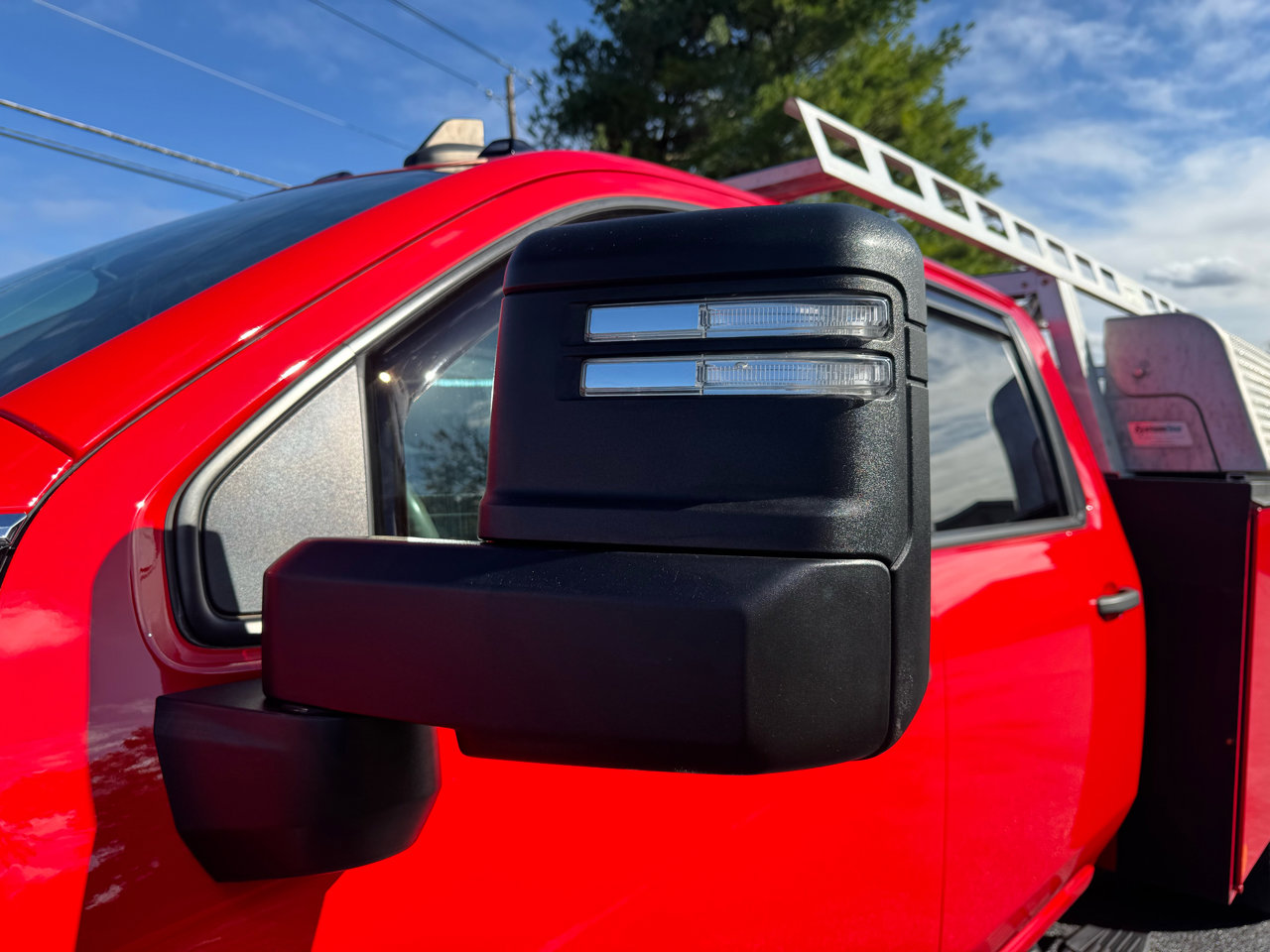 Used 2021 GMC Sierra 3500 4x4 Crew Cab w/ Convenience Package image 32