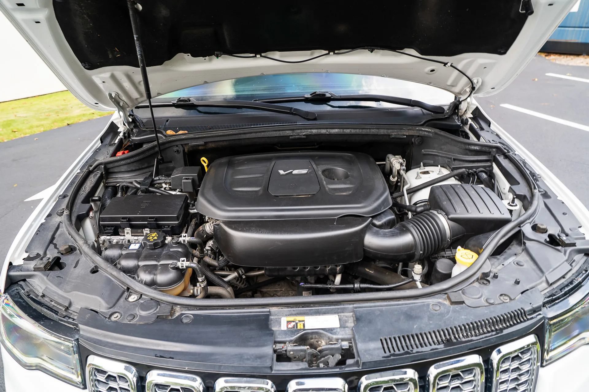 Used 2018 Jeep Grand Cherokee Limited AWD/4WD image 15