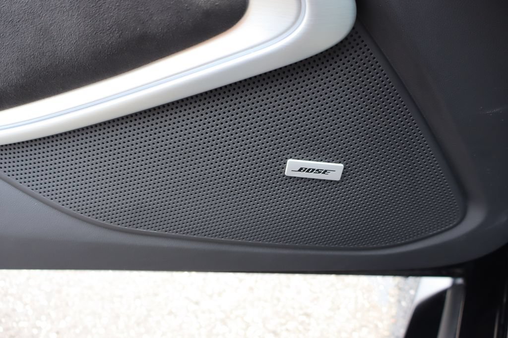 Used 2022 Chevrolet Camaro ZL1 RWD image 25