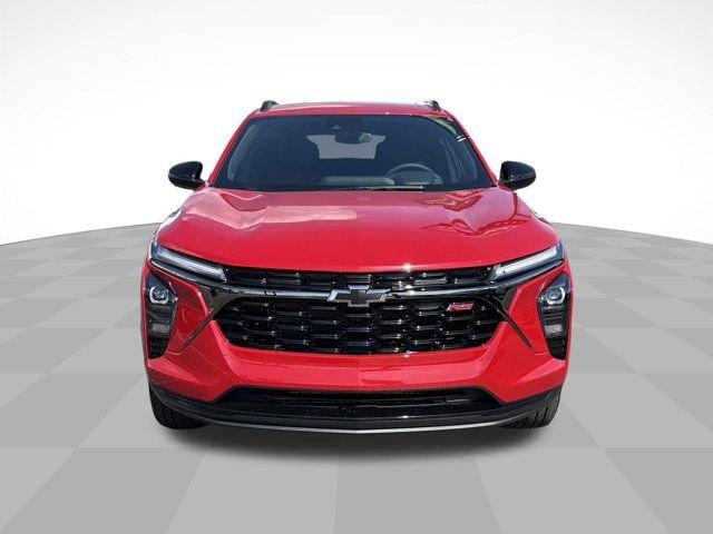 Used 2026 Chevrolet Trax RS w/ Driver Confidence Package FWD image 2