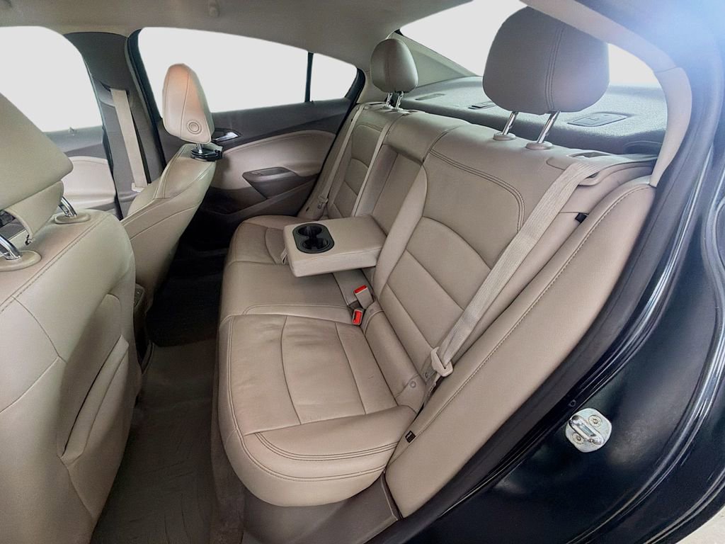 Used 2016 Chevrolet Cruze Premier w/ Enhanced Convenience Package FWD image 22