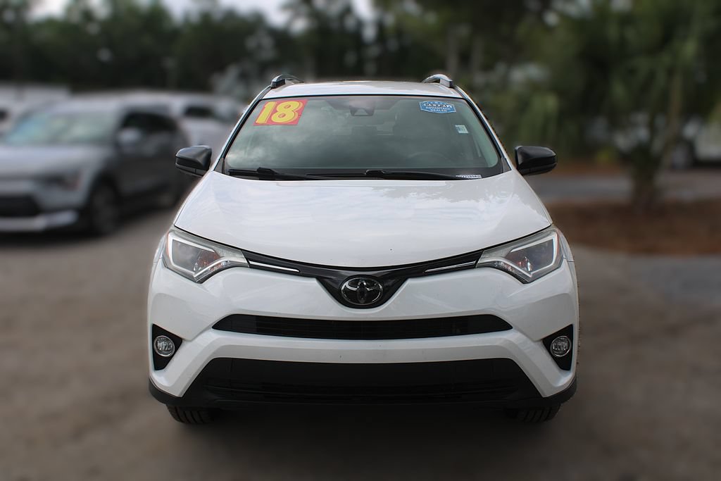Used 2018 Toyota RAV4 LE FWD image 16
