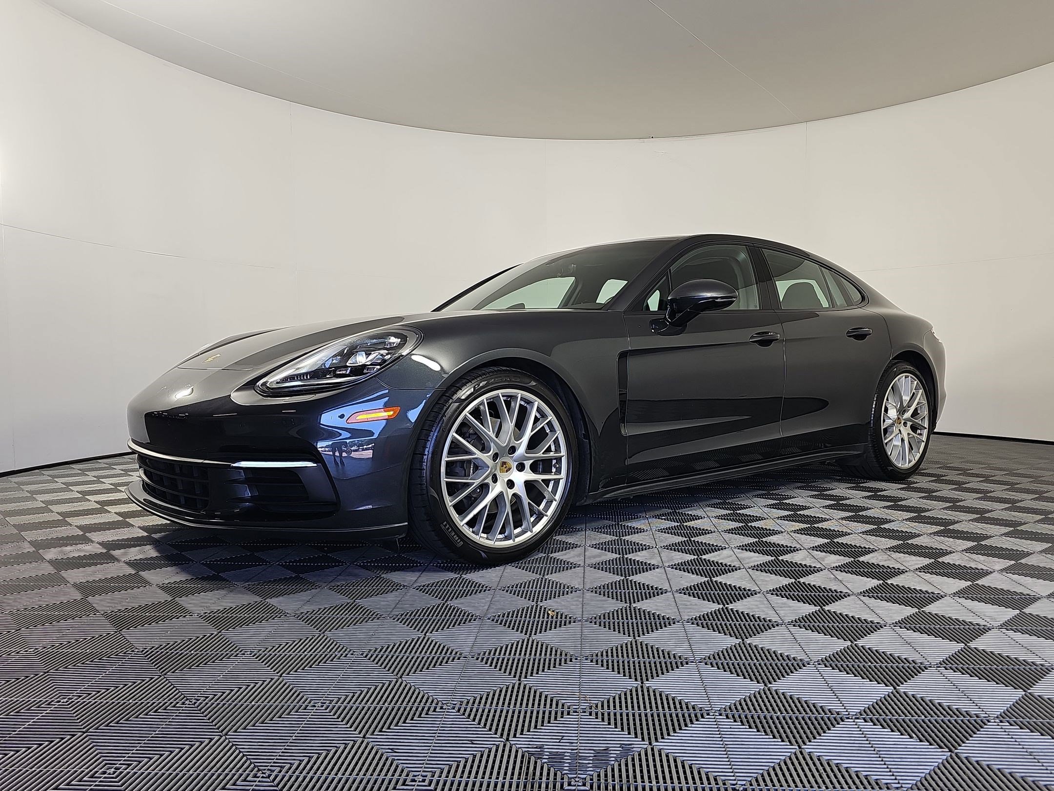 Used 2019 Porsche Panamera
