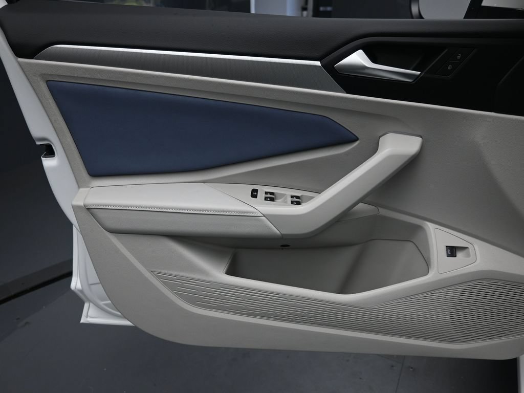 New 2026 Volkswagen Jetta SE FWD image 20