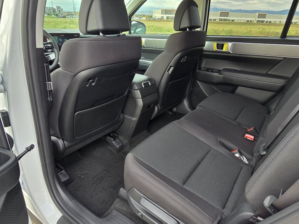 New 2026 Hyundai Santa Fe SE image 15