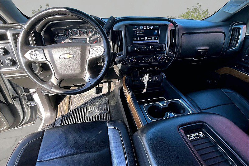 Used 2017 Chevrolet Silverado 1500 LTZ w/ Sport Package AWD/4WD image 8