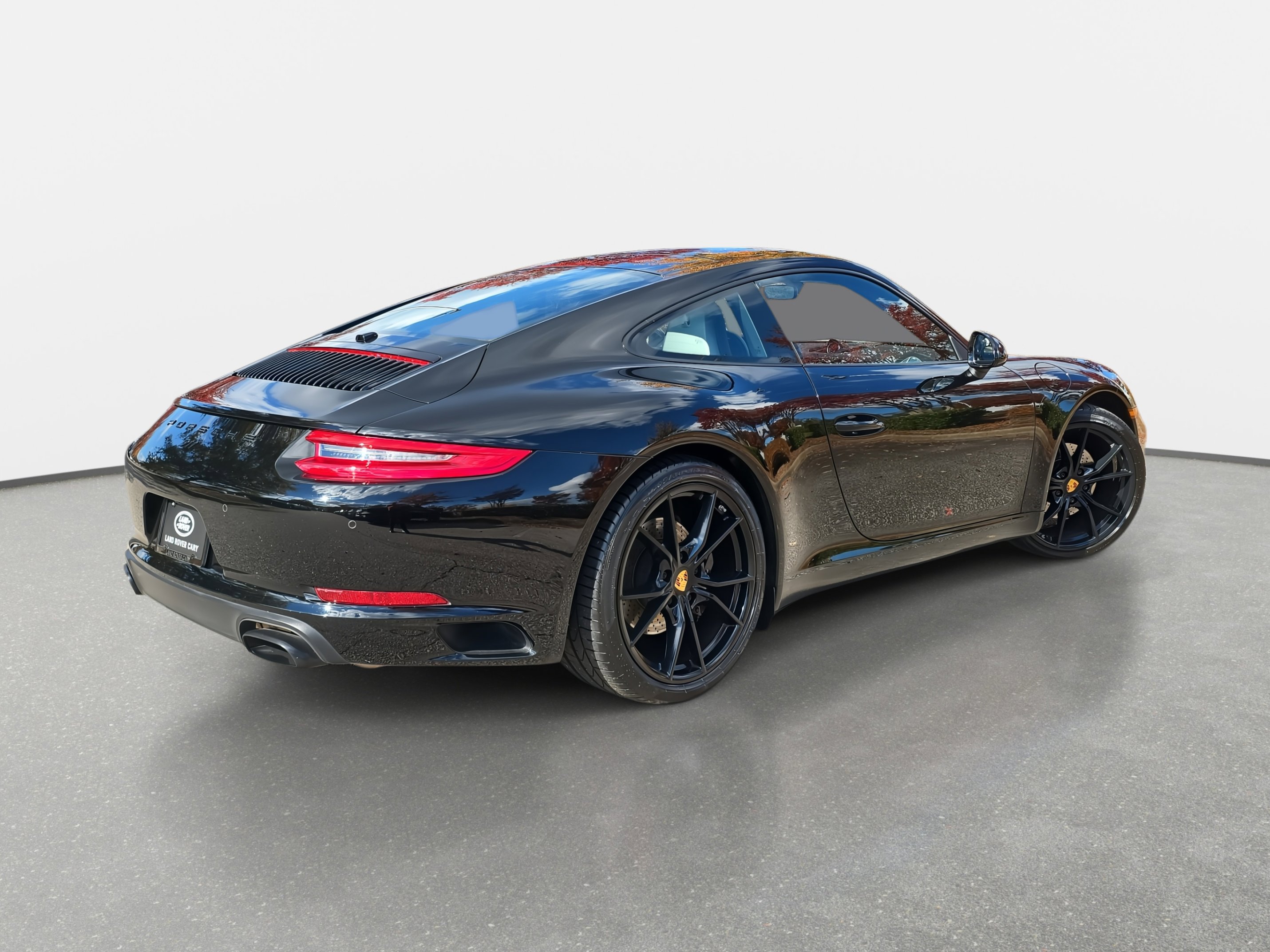 Used 2017 Porsche 911 Carrera image 5