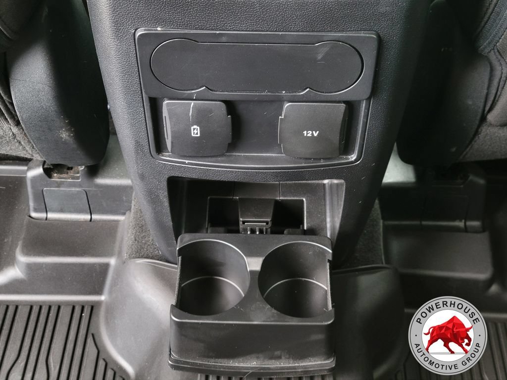 Used 2023 Ford Explorer XLT AWD/4WD image 19