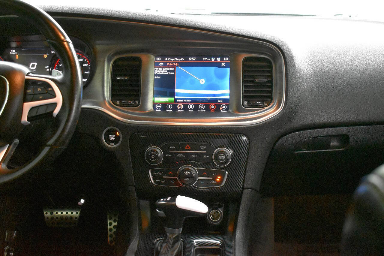 Used 2018 Dodge Charger R/T image 26