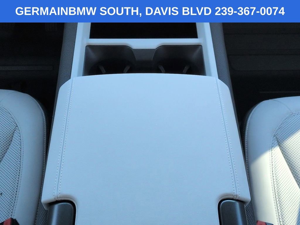 Used 2025 Land Rover Defender 110 S AWD/4WD image 20