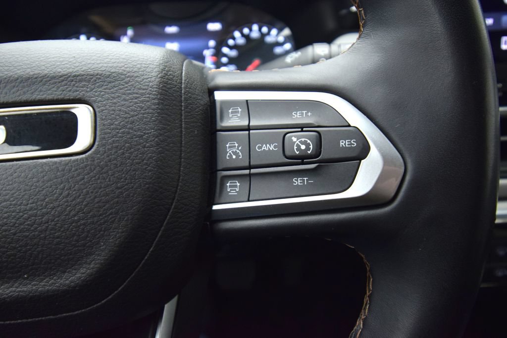 Used 2022 Jeep Compass Limited AWD/4WD image 32