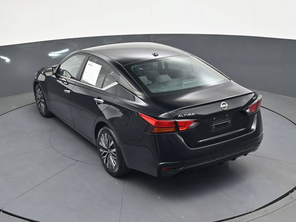 Used 2024 Nissan Altima 2.5 SV FWD image 36