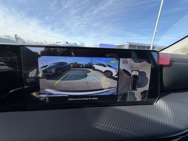 New 2026 Nissan Kicks SR w/ Cold Weather Package AWD/4WD image 17
