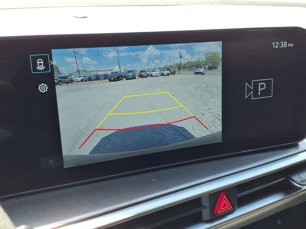 Used 2025 Kia Sorento LX image 21