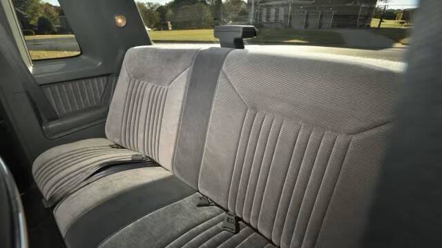 Used 1987 Oldsmobile Cutlass Supreme Salon image 24