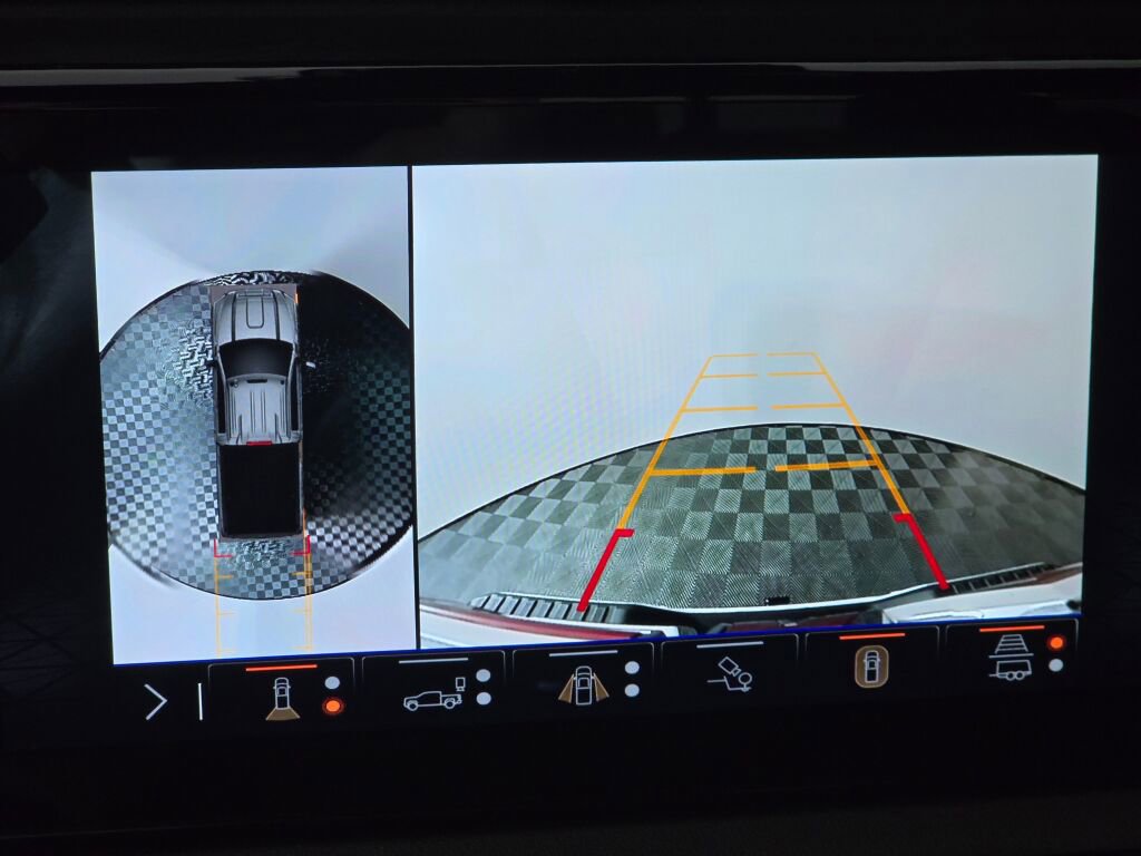 Used 2024 GMC Sierra 2500 AT4 w/ AT4 Premium Plus Package image 35