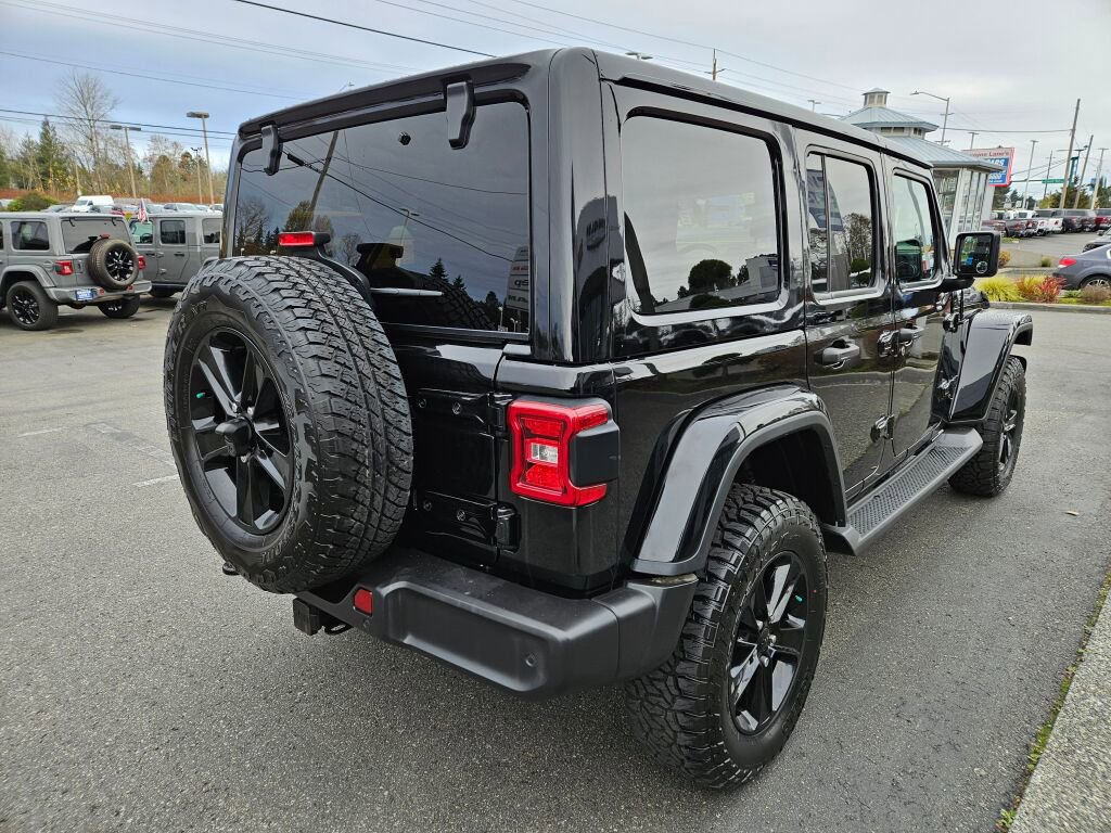 Used 2021 Jeep Wrangler Unlimited Sahara image 5