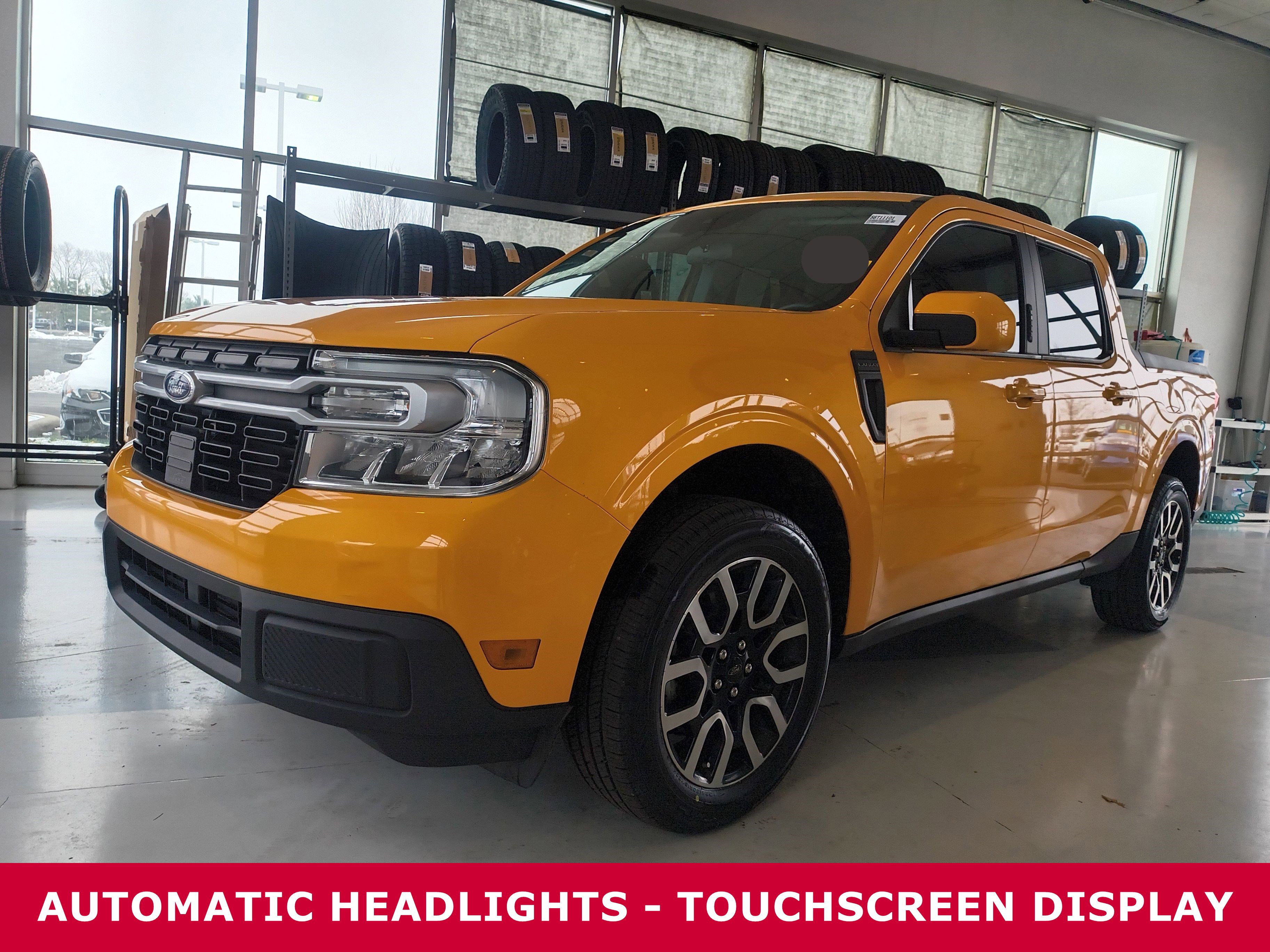 Used 2022 Ford Maverick Lariat w/ Lariat Luxury Package image 2