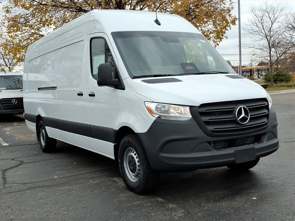 New 2025 Mercedes-Benz Sprinter 2500 image 9