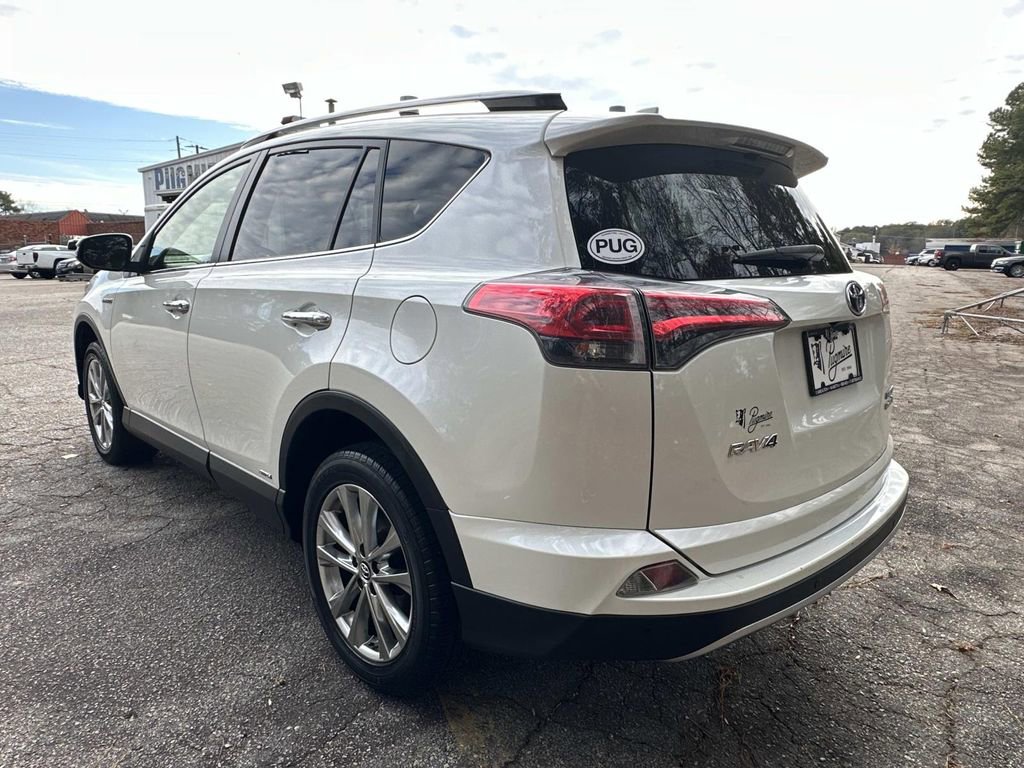 Used 2018 Toyota RAV4 Limited image 5