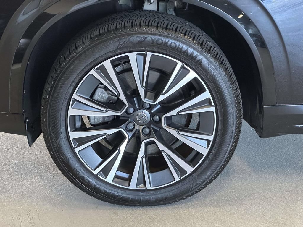 Used 2022 Volvo XC90 T6 Momentum w/ Advanced Package AWD/4WD image 8