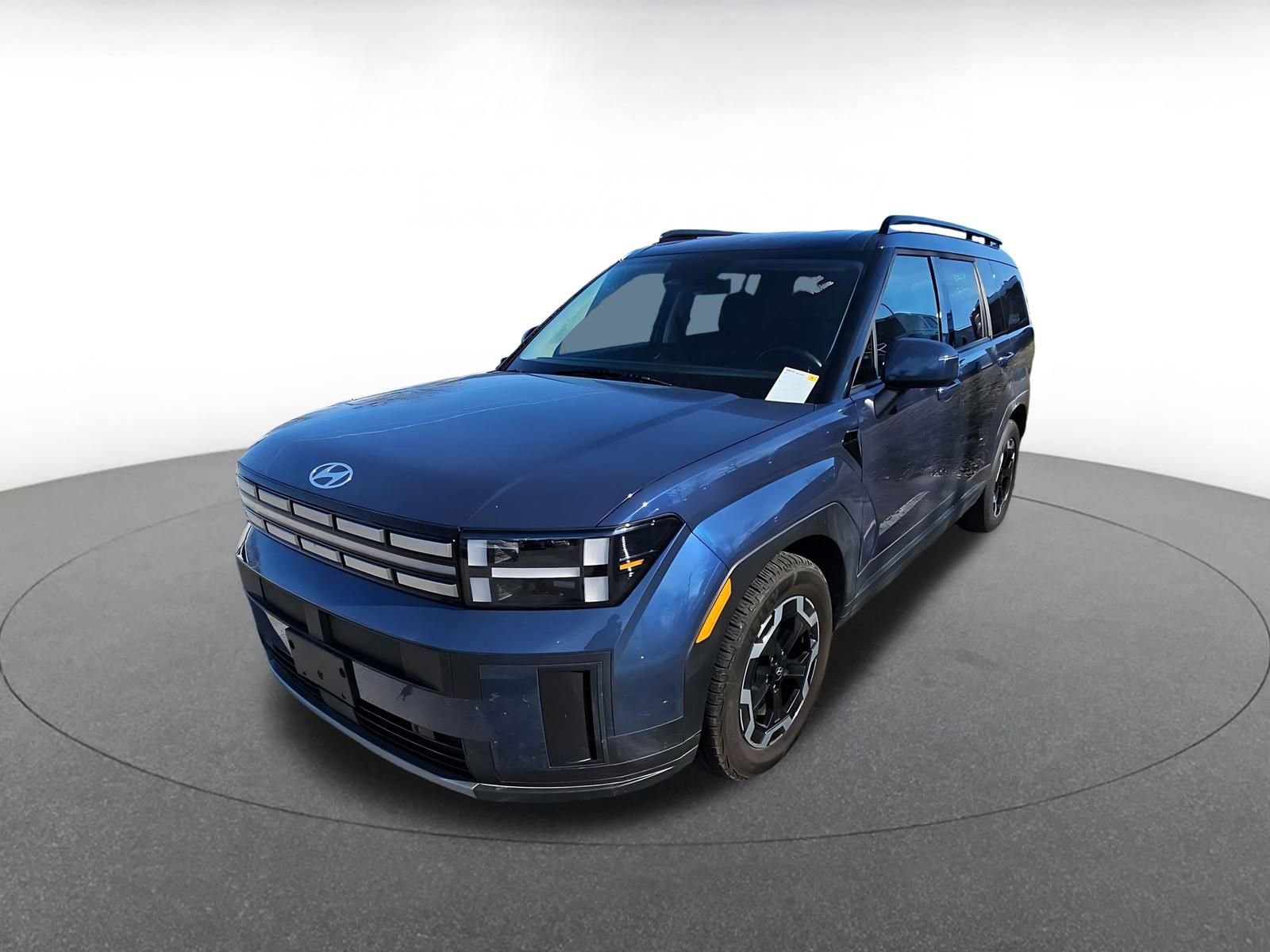 Used 2025 Hyundai Santa Fe SEL image 3