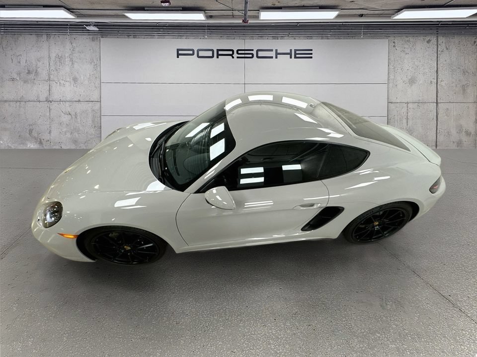Certified 2025 Porsche 718 Cayman GTS RWD image 34