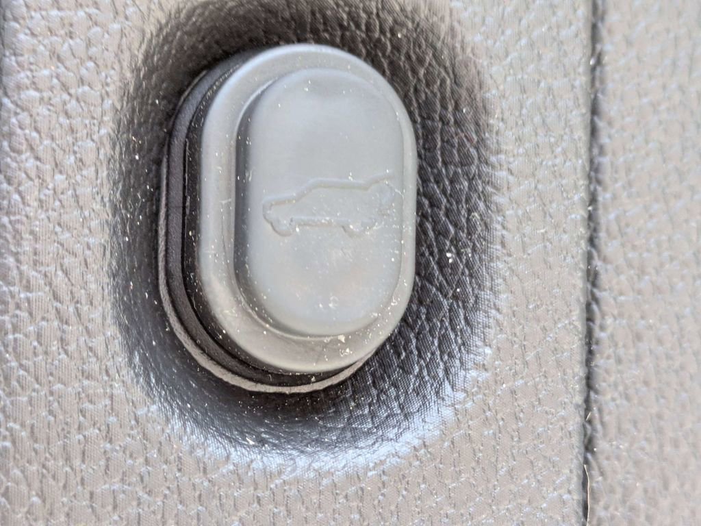 Used 2020 Chevrolet Tahoe LT AWD/4WD image 14