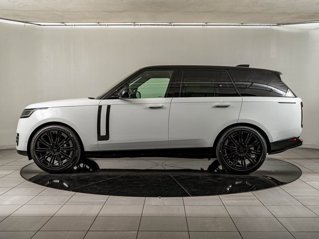 New 2026 Land Rover Range Rover SE image 5