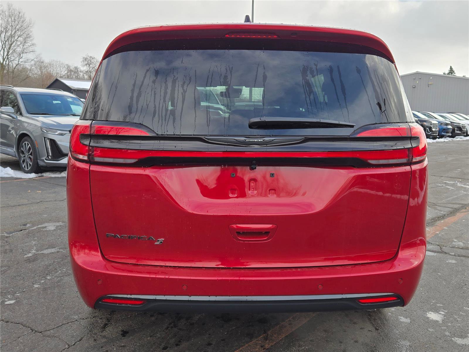 New 2026 Chrysler Pacifica Select w/ S Appearance Package image 10