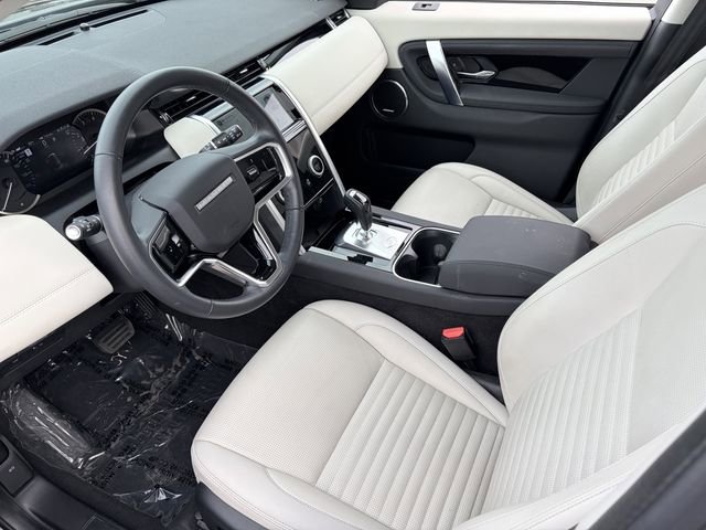 Used 2023 Land Rover Discovery Sport S image 5