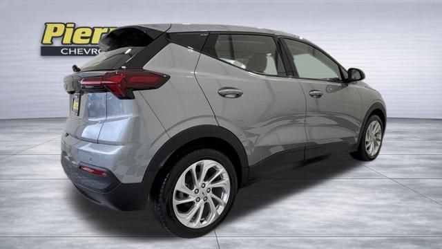 New 2027 Chevrolet Bolt LT w/ Comfort Package FWD image 5