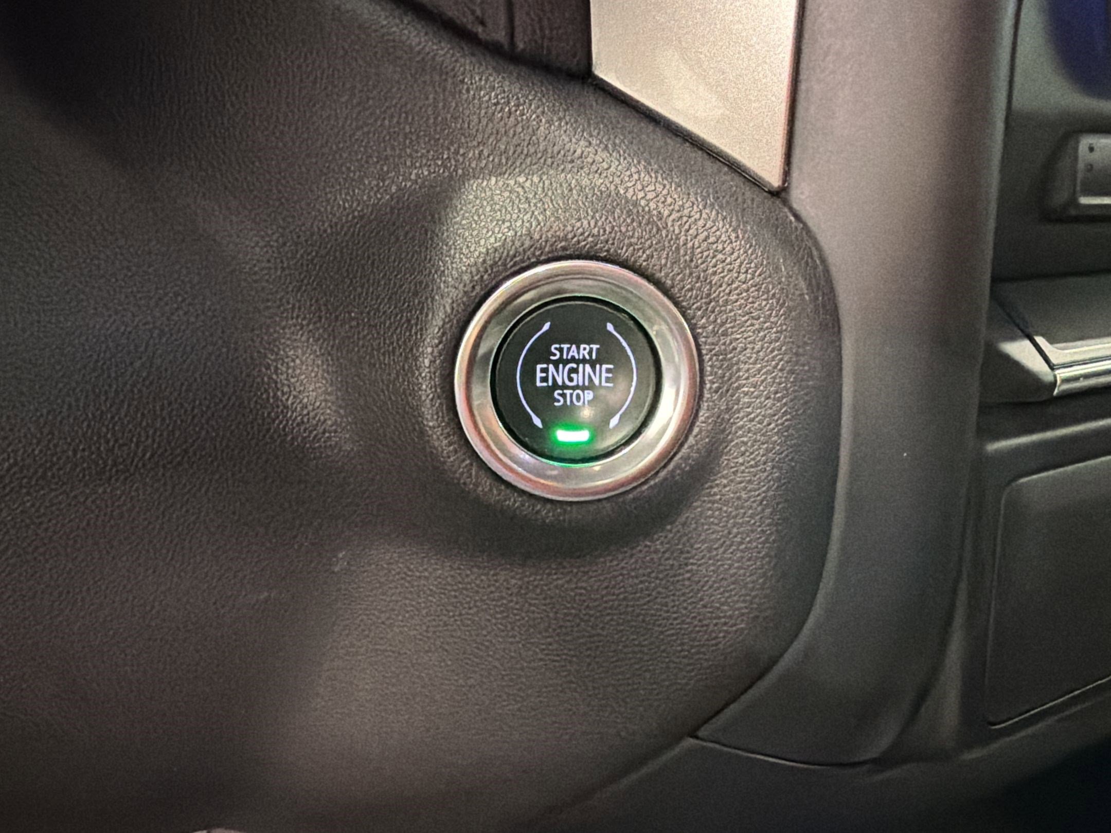 Used 2021 Chevrolet Silverado 1500 RST w/ Bed Protection Package image 25