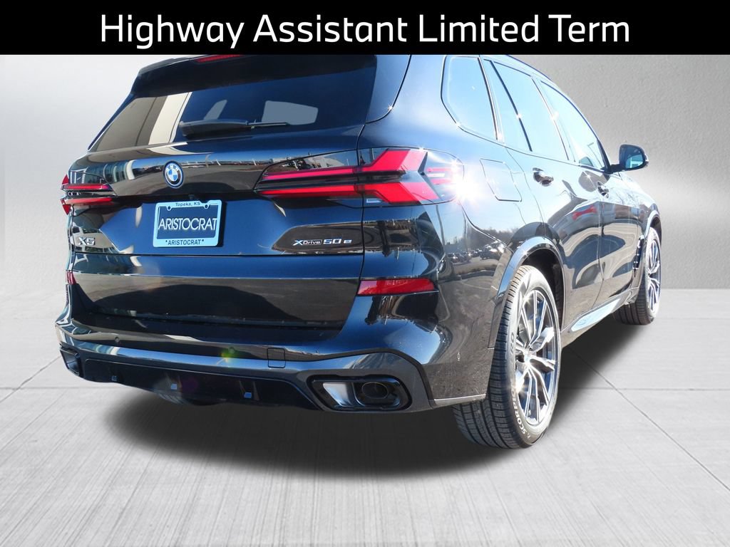 New 2026 BMW X5 xDrive50e w/ Executive Package AWD/4WD image 18