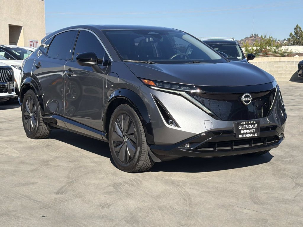 Used 2024 Nissan Ariya FWD image 2
