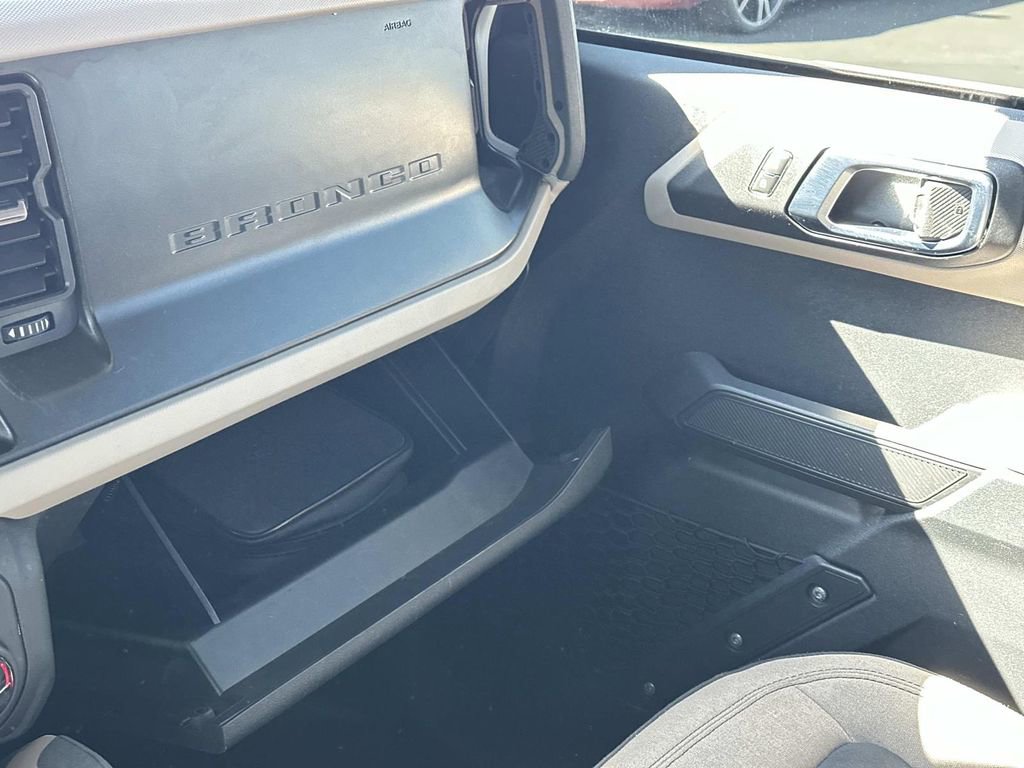 Used 2022 Ford Bronco Big Bend image 33