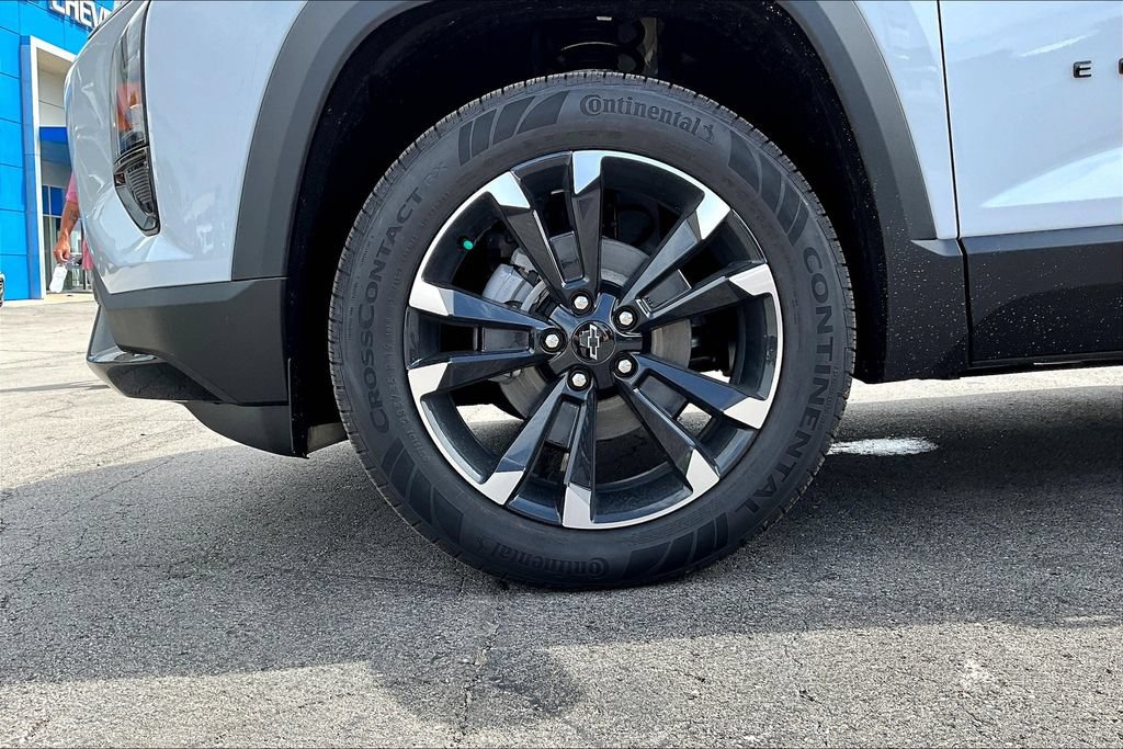 New 2026 Chevrolet Equinox RS FWD image 12