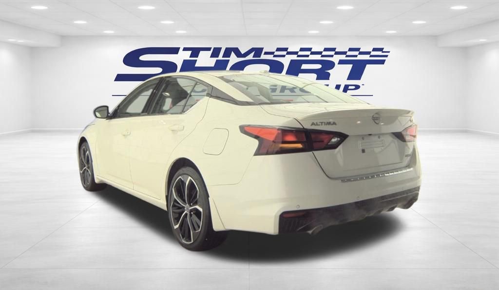 Used 2023 Nissan Altima 2.5 SR image 9