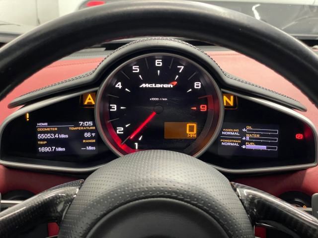 Used 2015 McLaren 650S Spider RWD image 28