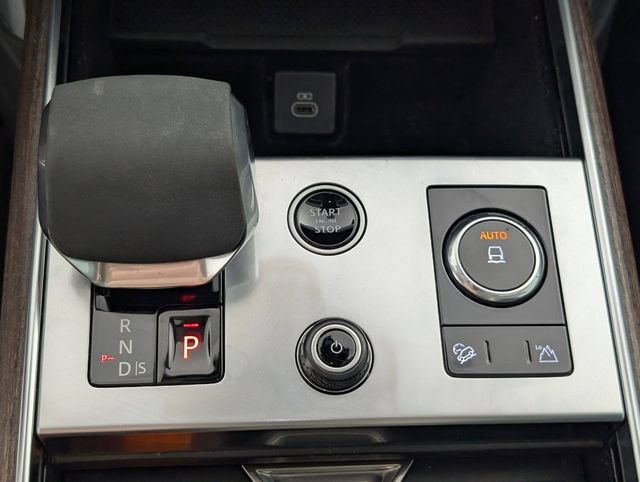 Used 2023 Land Rover Range Rover SE AWD/4WD image 21