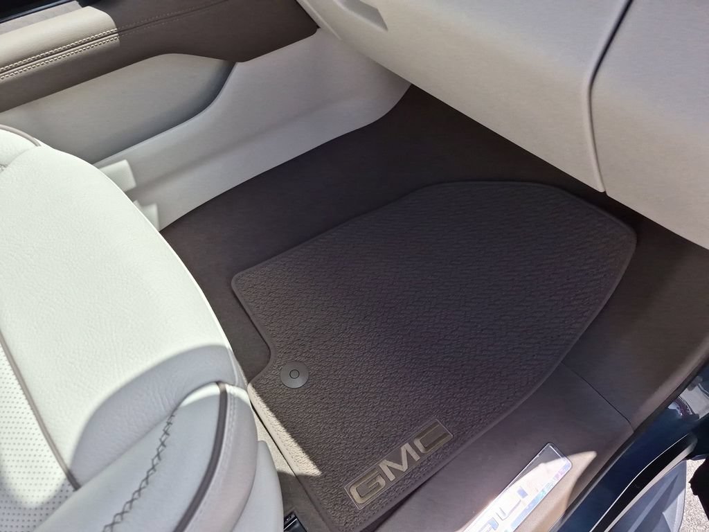 New 2026 GMC Yukon Denali AWD/4WD image 41