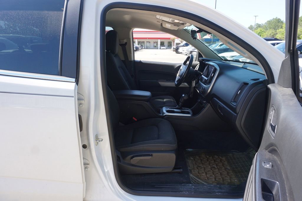 Used 2020 Chevrolet Colorado LT AWD/4WD image 15