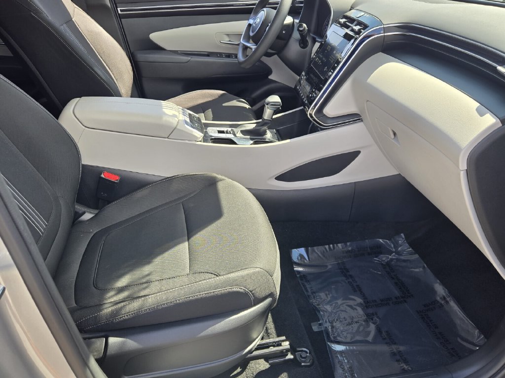 Certified 2024 Hyundai Tucson SEL FWD image 16