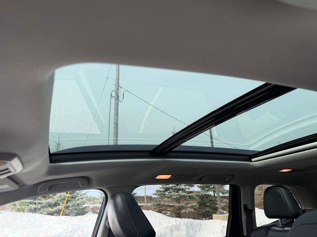 Used 2024 Subaru Ascent Limited w/ Technology Package image 19