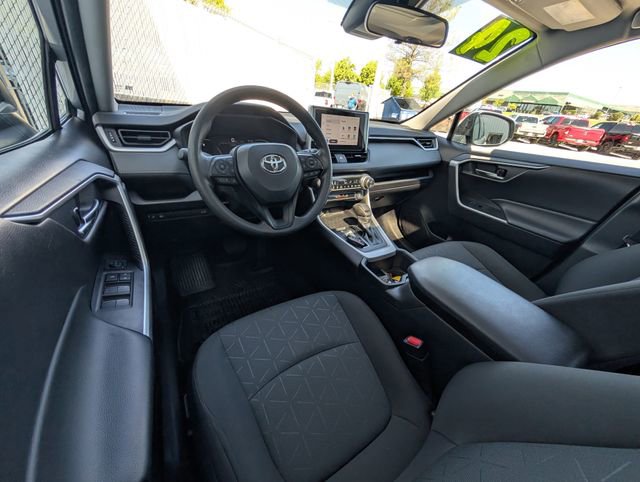 Used 2024 Toyota RAV4 XLE w/ Convenience Package AWD/4WD image 6