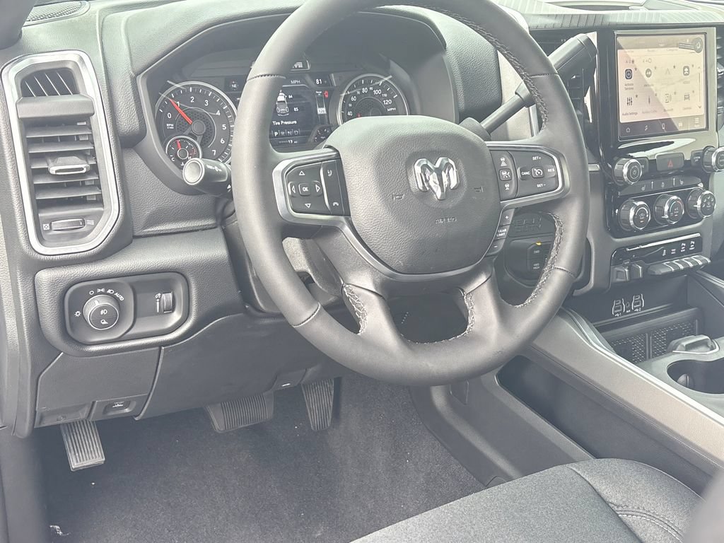 New 2026 RAM 2500 Big Horn AWD/4WD image 13