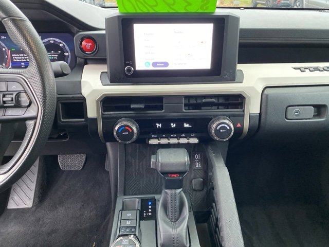 Used 2024 Toyota Tacoma TRD Sport image 27