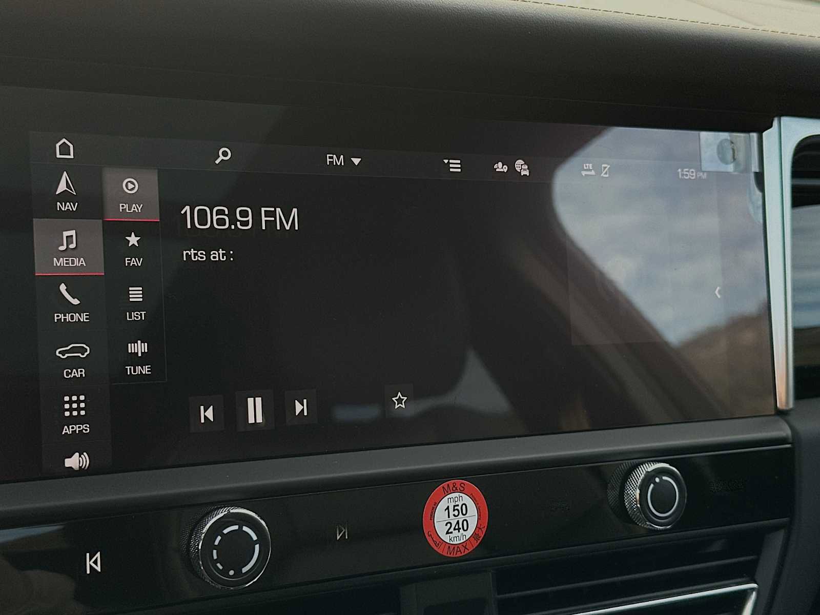 Used 2024 Porsche Macan S image 19