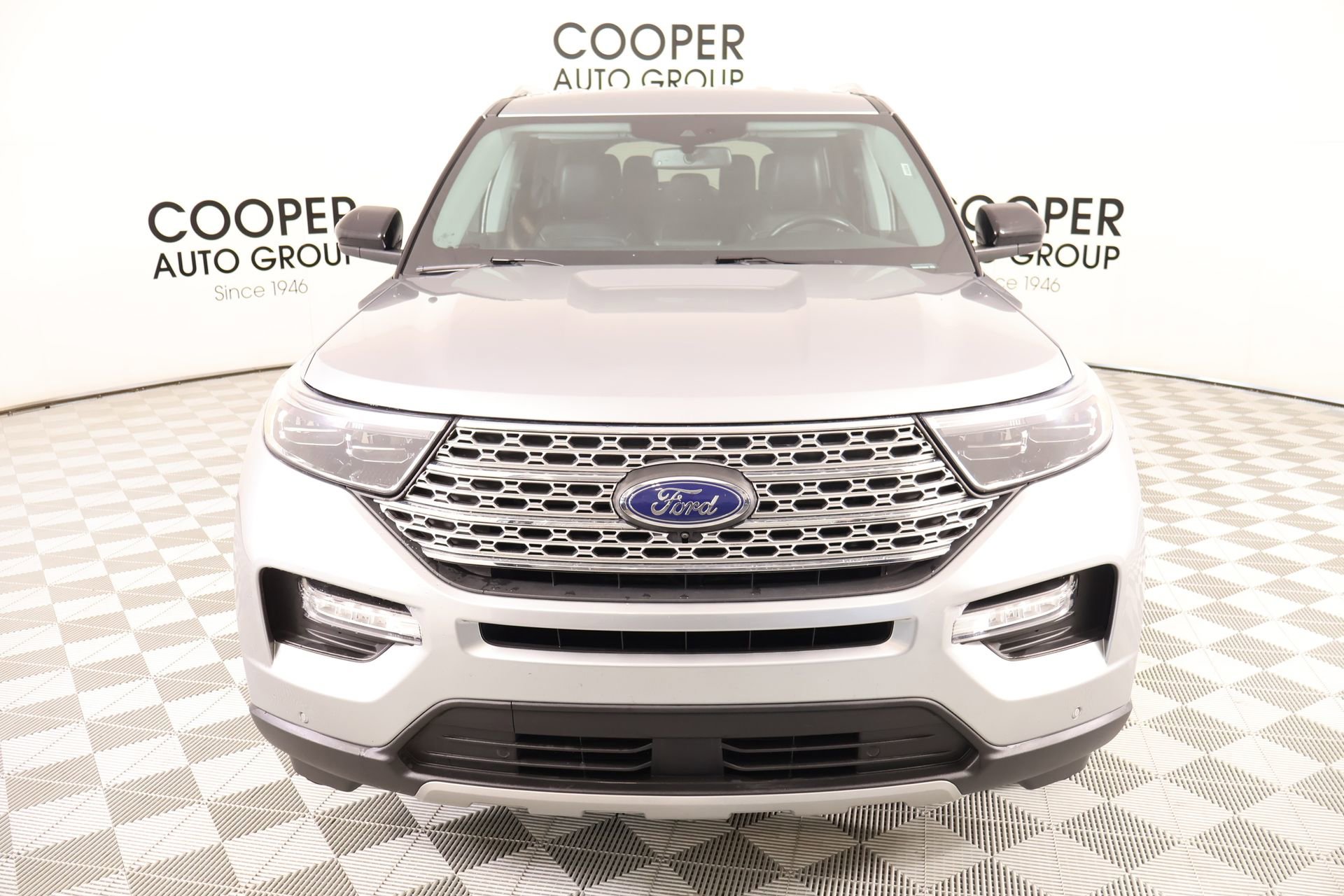 Used 2023 Ford Explorer Limited image 10